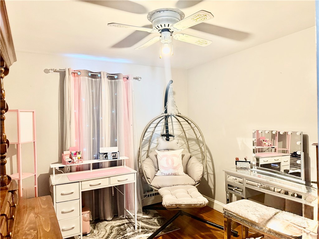 327 Rhode Island Avenue Pawtucket, RI 02860 - Photo 15 of 27