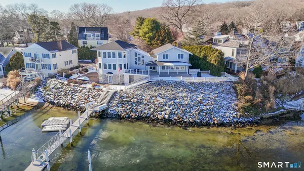$1,900,000 | 32 Bishops Bay Road, East Lyme, CT 06357