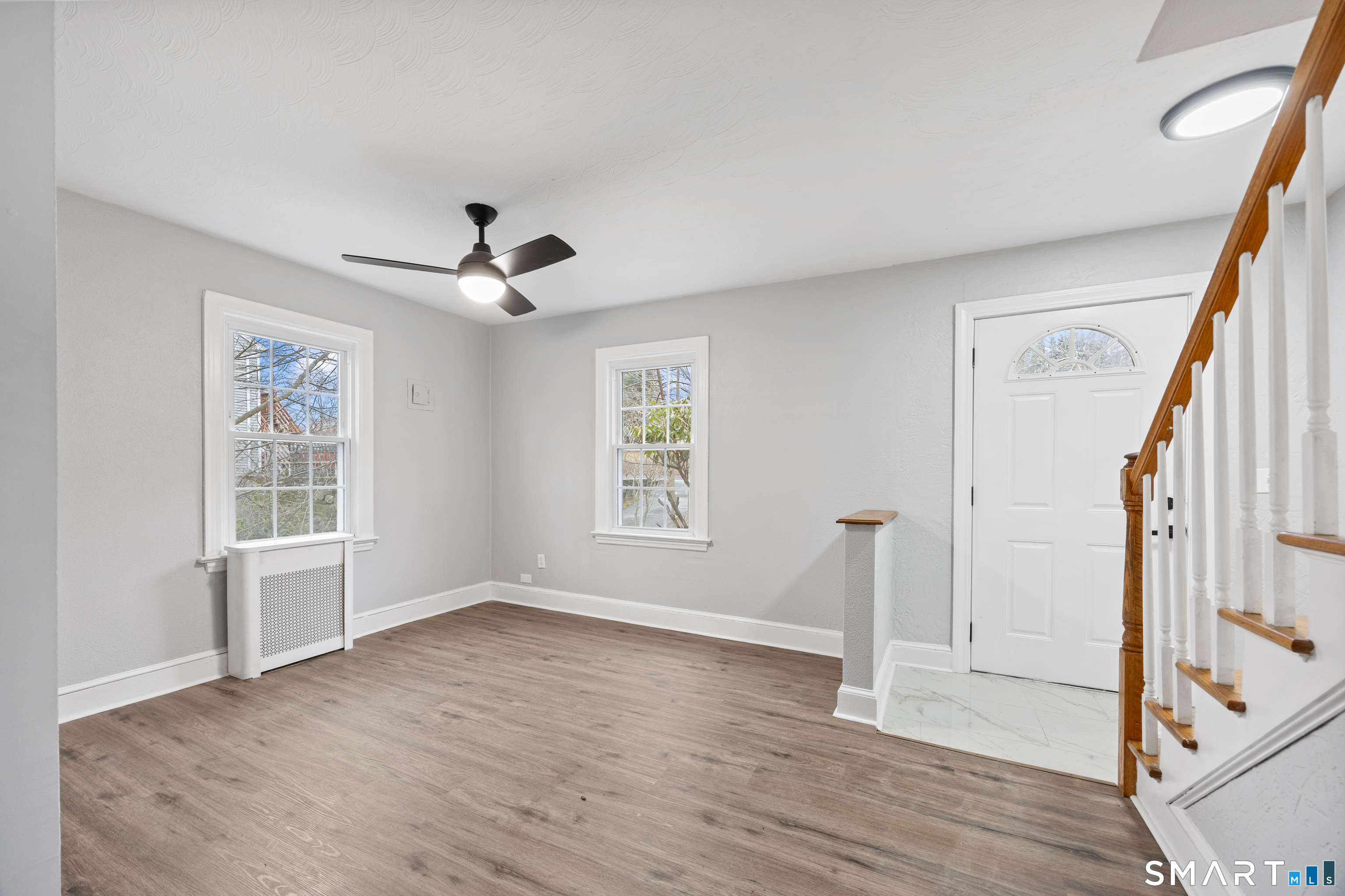 198 Main Street Hampton, CT 06247 - Photo 11 of 39 Formal Living