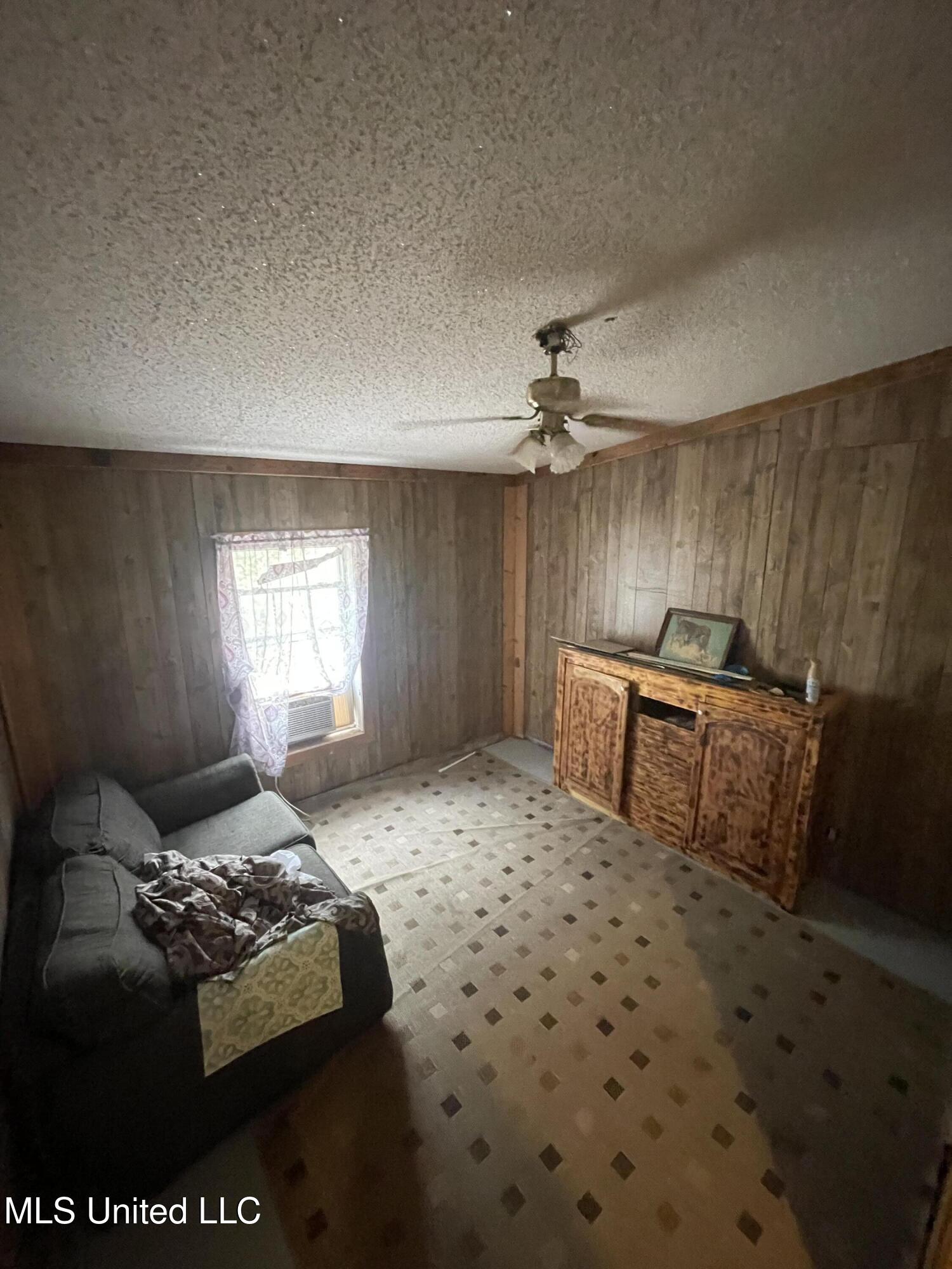 1344 Little River Road Jonesville, LA 71343 - Photo 7 of 22 IMG_0225