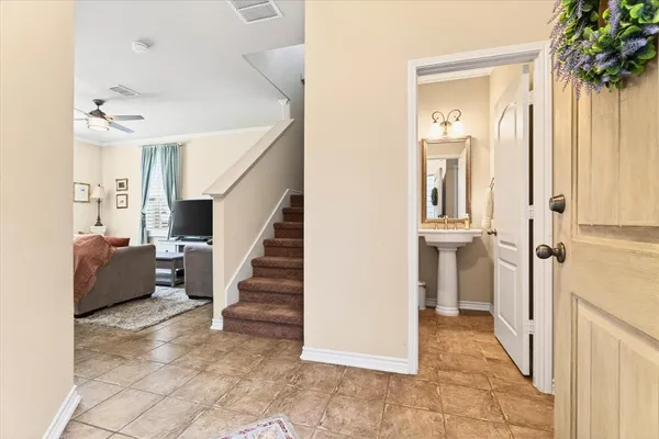 $325,000 | 2032 Oklahoma Avenue, Plano, TX 75074