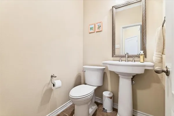 $325,000 | 2032 Oklahoma Avenue, Plano, TX 75074