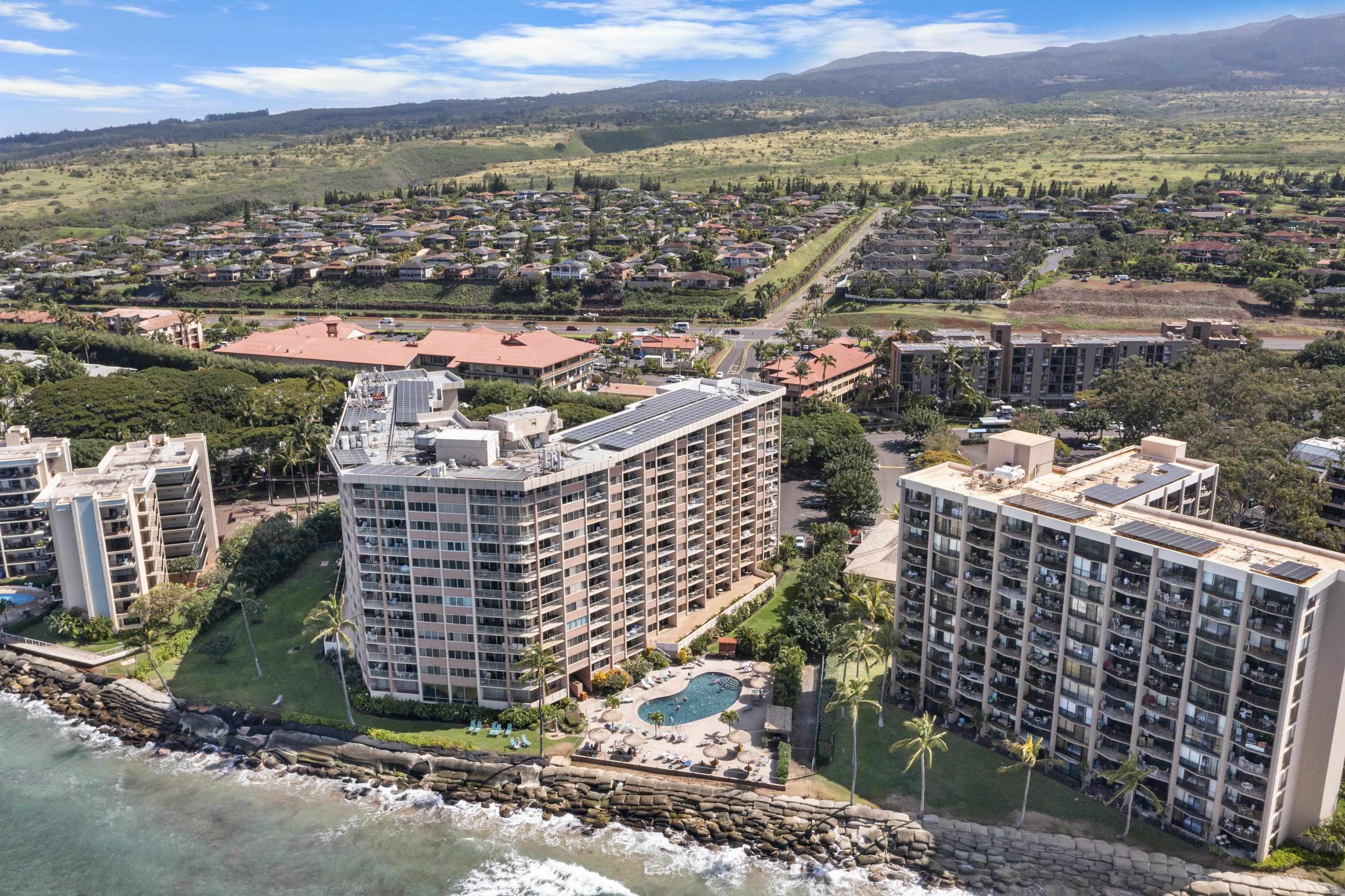 4365 Lower Honoapiilani Road, Unit 115 Lahaina, HI 96761 - Photo 42 of 44 a city view