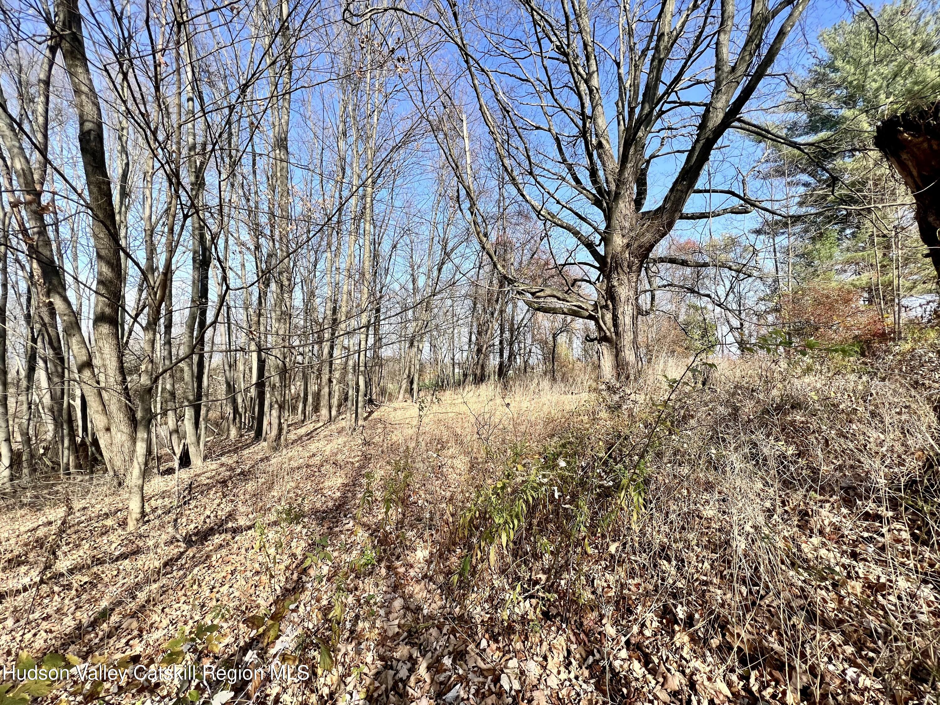 18 Strawridge Road Wallkill, NY 12589 - Photo 6 of 7 6FEC5F4A-F33D-43F3-9AB6-97CE4DA1B6DE