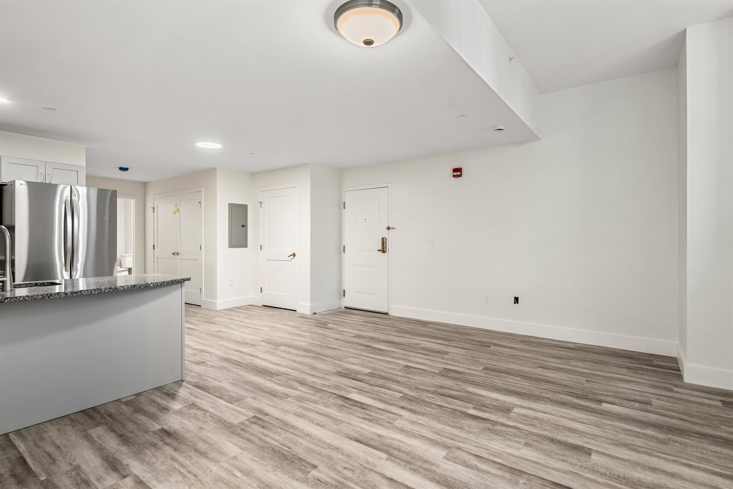 85 Water Street, Unit #1 Exeter, NH 03833 - Photo 9 of 23 Gallery Image 9