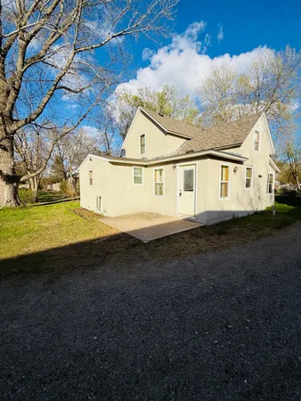 $214,999 | 8540 1st Avenue West, Clear Lake, MN 55319