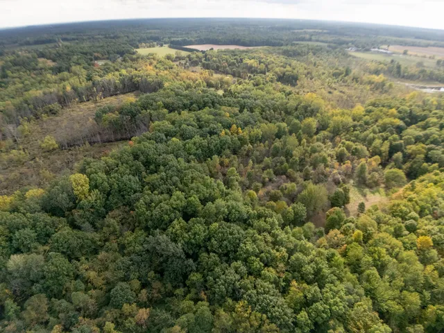 $555,953 | 35780 36th Avenue, Paw Paw, MI 49079