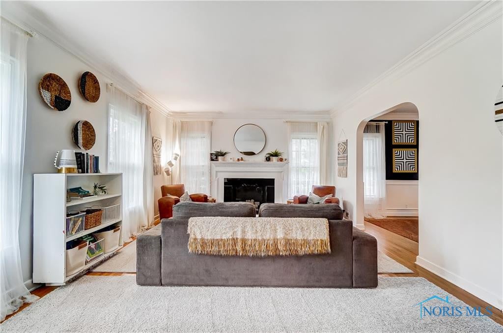 Gallery Image 6