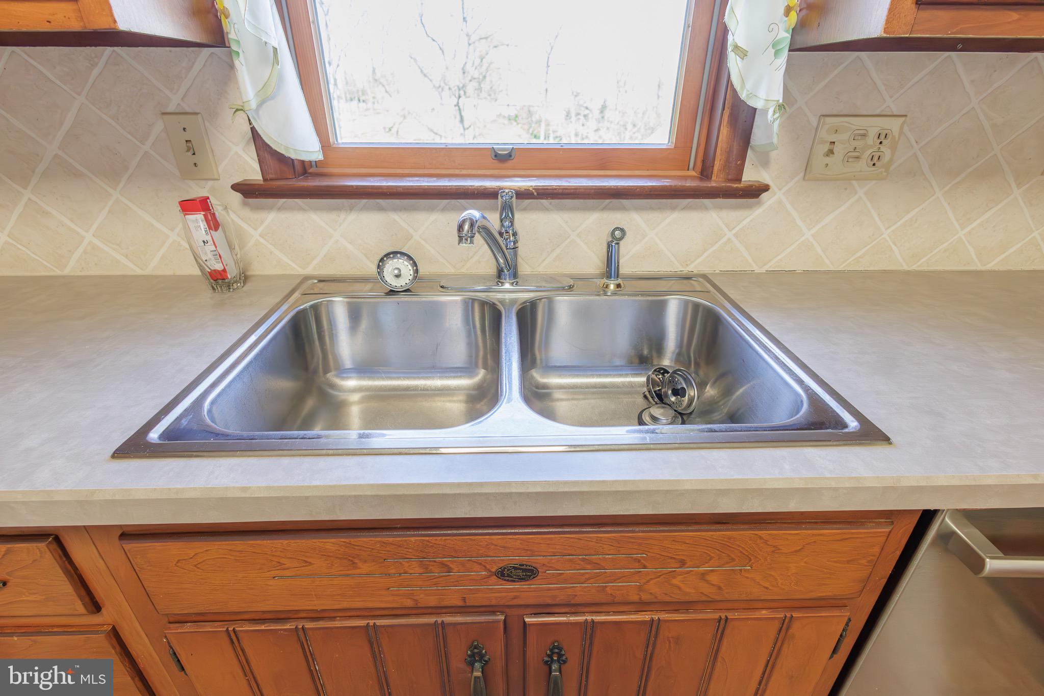 518 West Trout Run Road Ephrata, PA 17522 - Photo 10 of 36