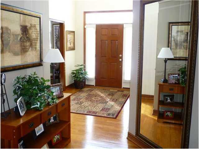 612 North Old State Road Delaware, OH 43015 - Photo 4 of 18