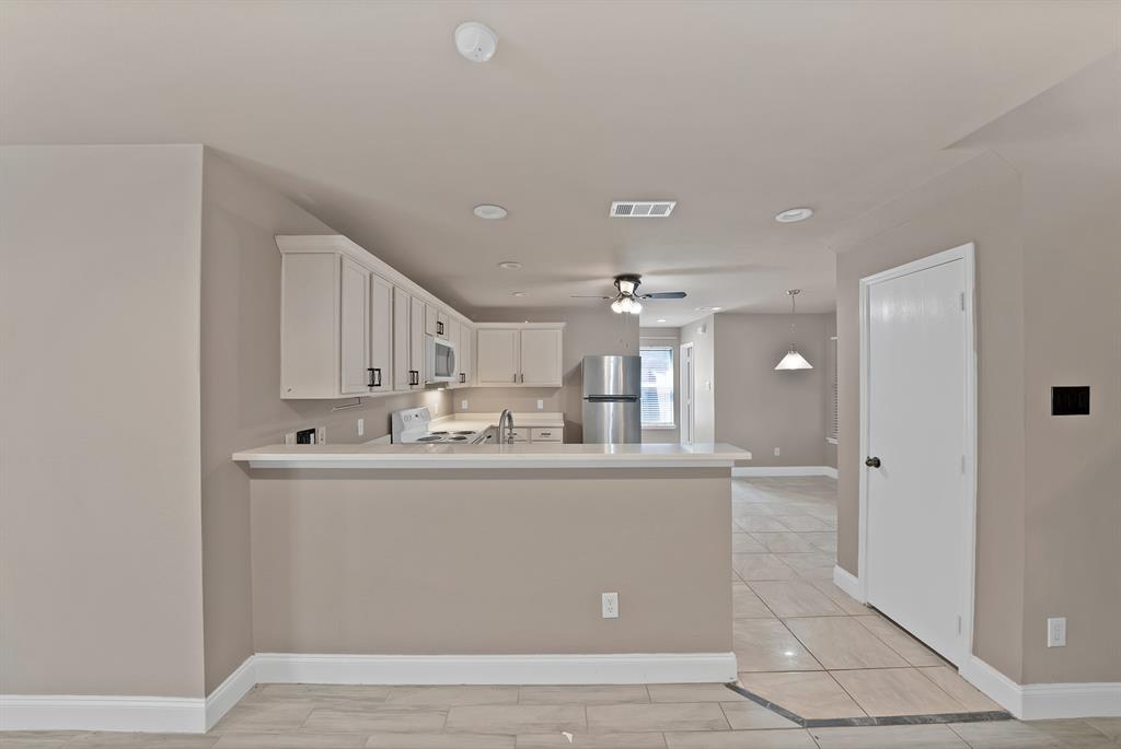 13241 Ridgepointe Road Fort Worth, TX 76244 - Photo 6 of 25 Gallery Image 6