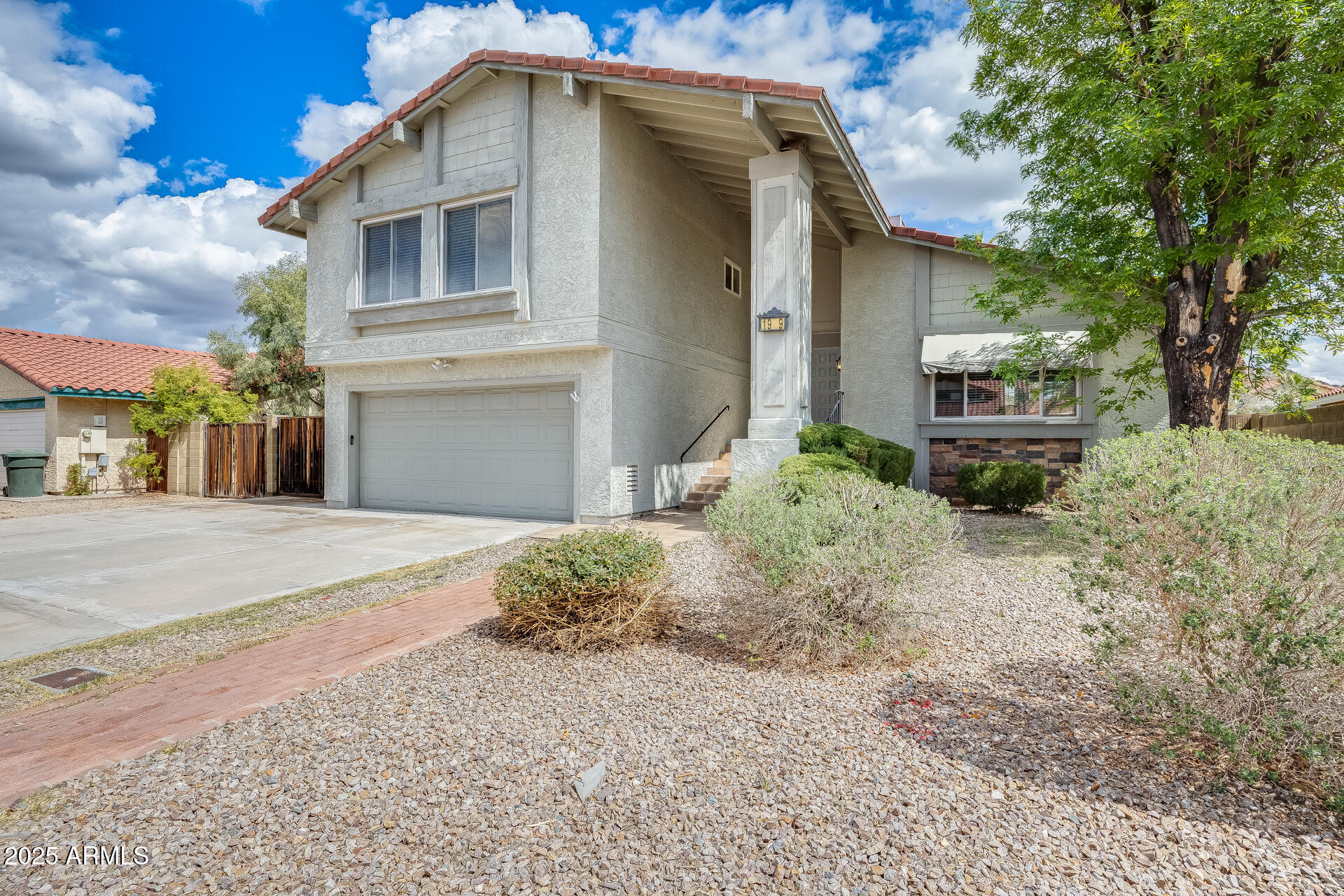1929 East Redfield Road Phoenix, AZ 85022 - Photo 3 of 58 3