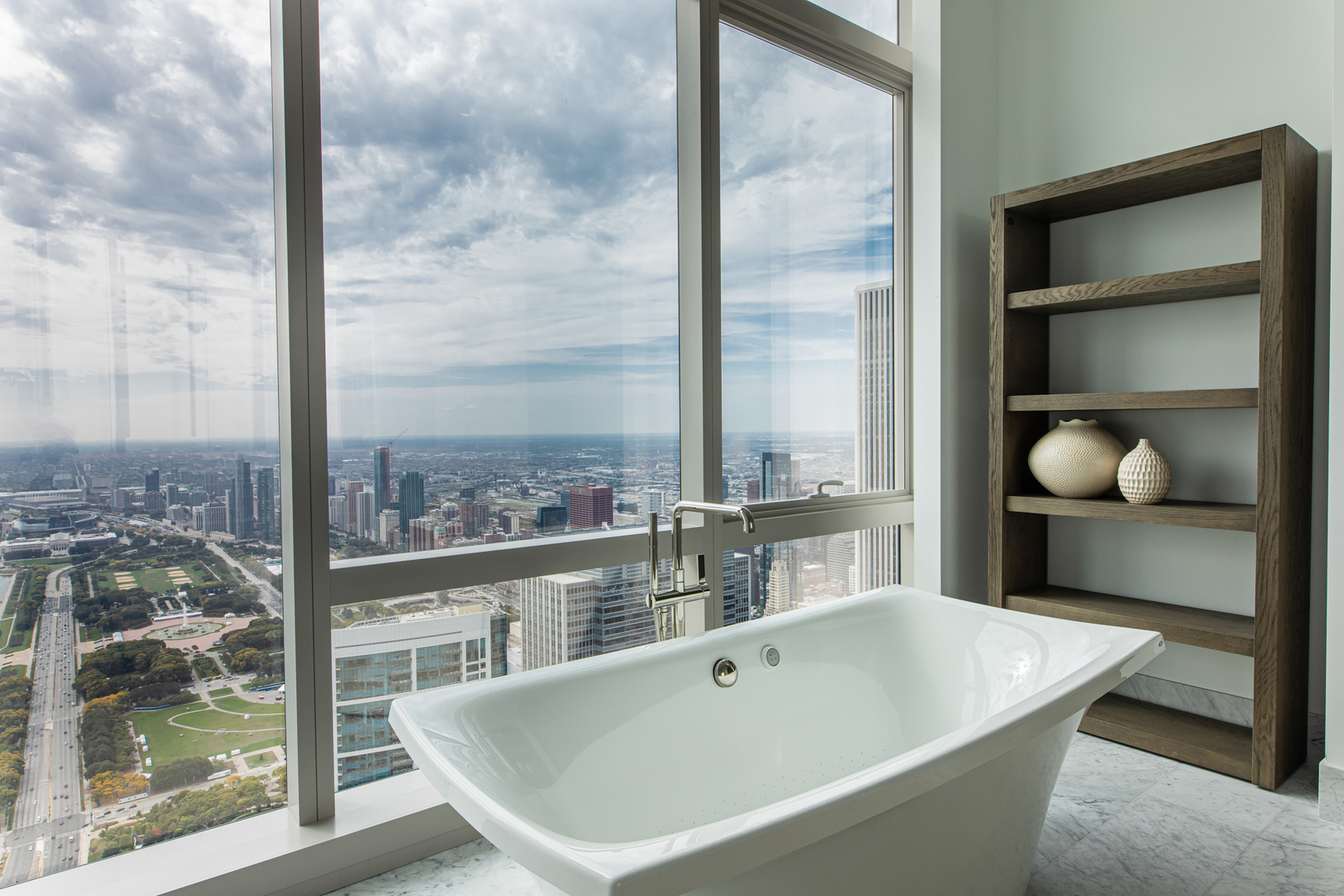 363 East Wacker Drive, Unit 8601 Chicago, IL 60601 - Photo 19 of 22