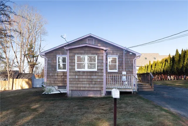 $499,000 | 35 Corys Court, Portsmouth, RI 02871