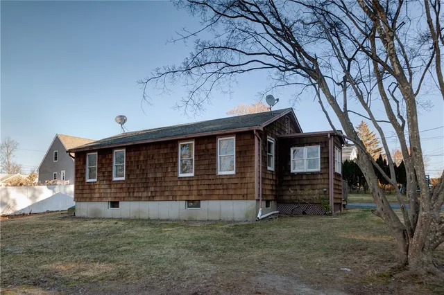 $499,000 | 35 Corys Court, Portsmouth, RI 02871