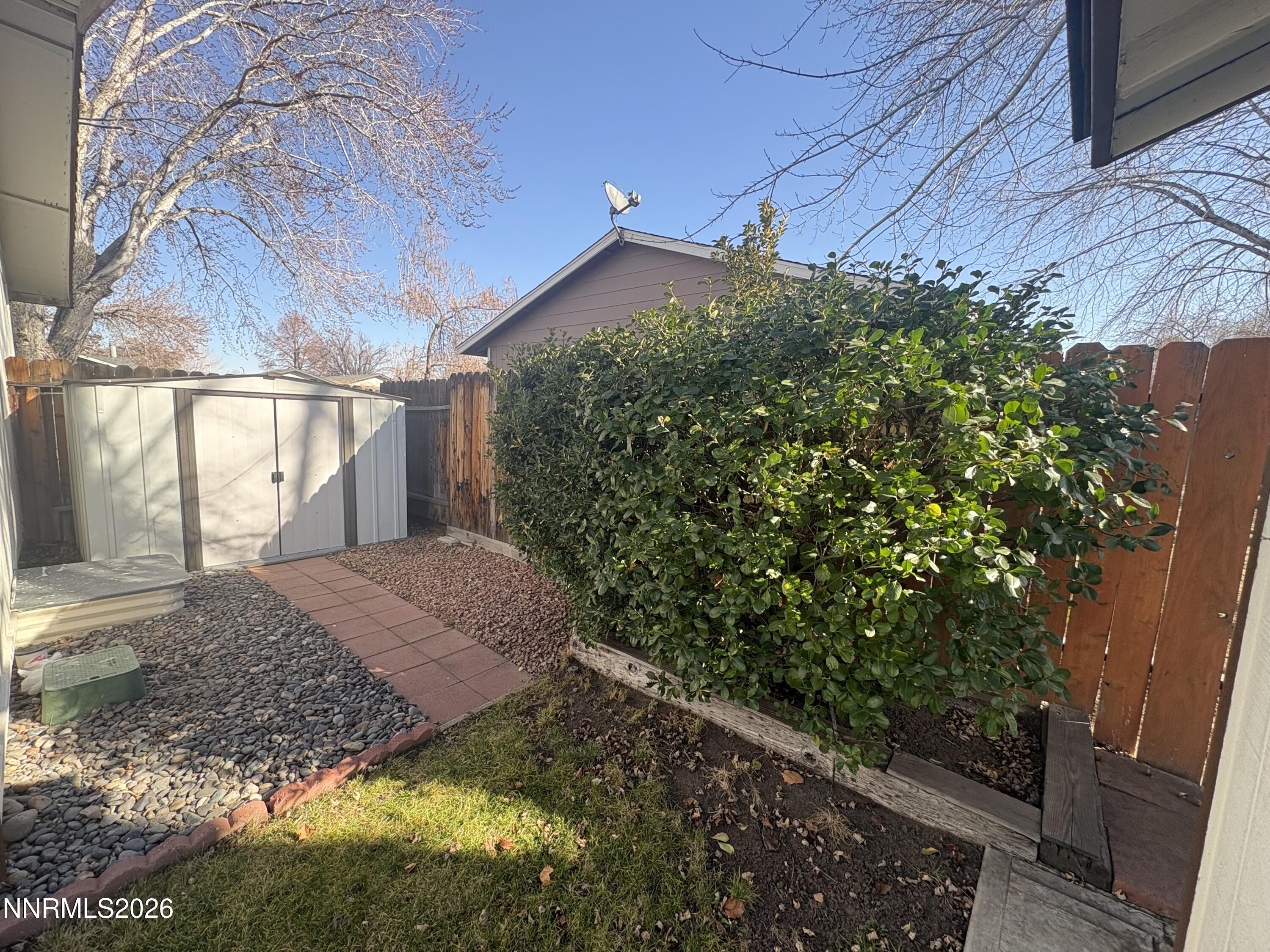 4330 Valdez Way Reno, NV 89502 - Photo 34 of 35 a view of a backyard
