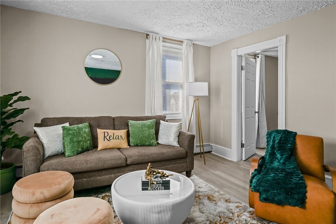 72 Rugby Street Providence, RI 02905 - Photo 4 of 27 2nd fl unit