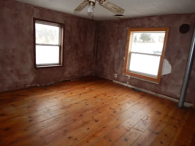 $84,900 | 12530 Messmer Road, Savanna, IL 61074