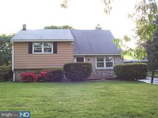 1443 Chestnut Grove Road Pottstown, PA 19464 - Photo 1 of 6 Gallery Image 1