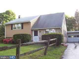 1443 Chestnut Grove Road Pottstown, PA 19464 - Photo 2 of 6 Gallery Image 2