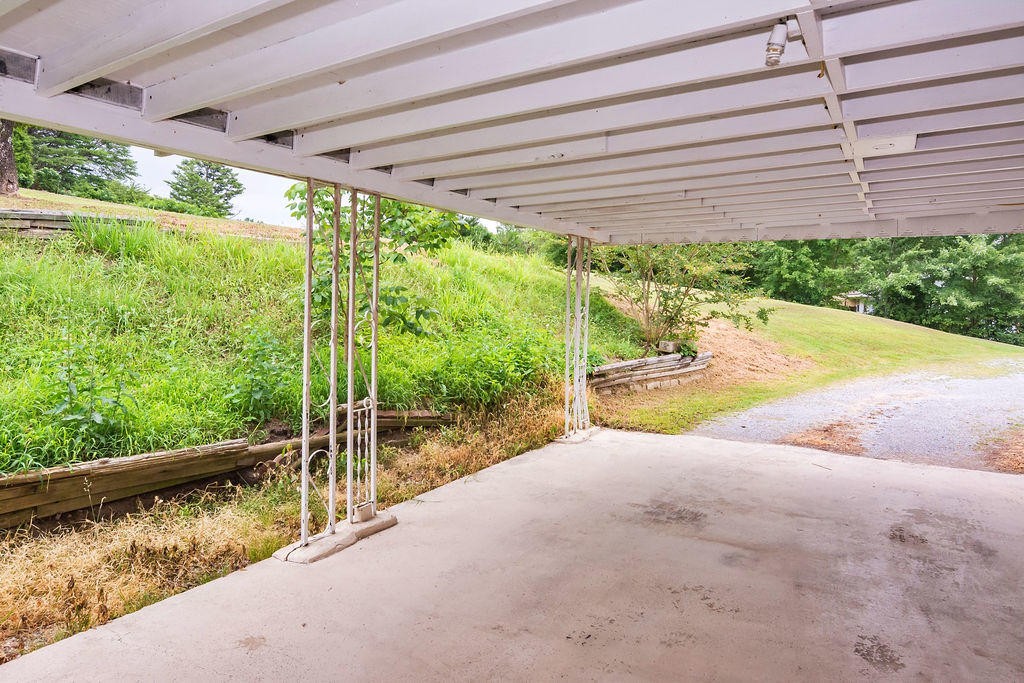 167 Lockhart Road Dunlap, TN 37327 - Photo 33 of 51 Gallery Image 33