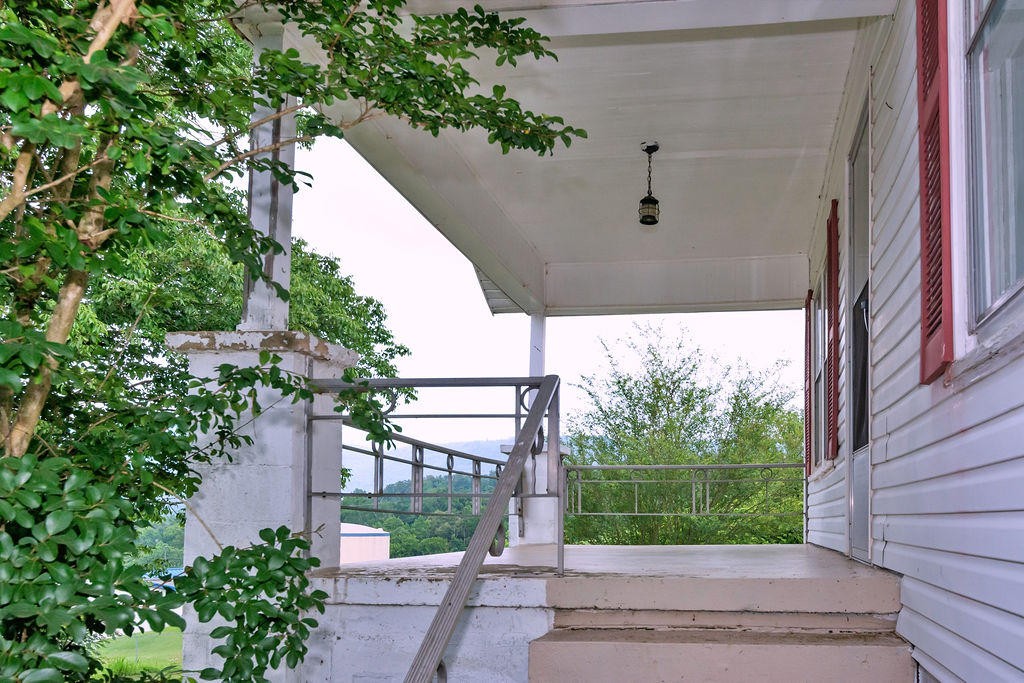 167 Lockhart Road Dunlap, TN 37327 - Photo 4 of 51 Gallery Image 4