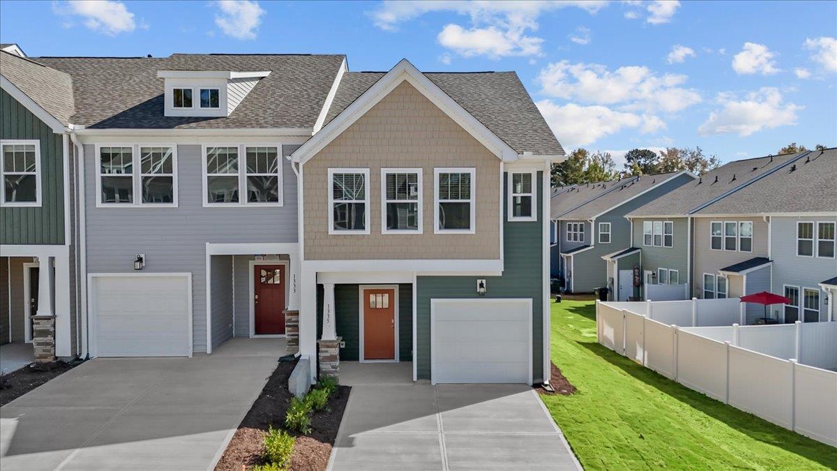 1335 Maplesmith Way Moore, SC 29369 - Photo 1 of 28 Gallery Image 1