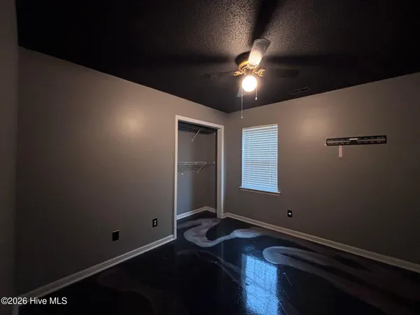 $1,600 | 402 Lancaster Court, Jacksonville, NC 28540