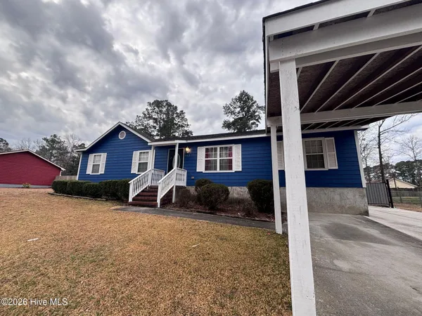 $1,600 | 402 Lancaster Court, Jacksonville, NC 28540