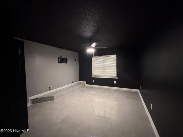 $1,600 | 402 Lancaster Court, Jacksonville, NC 28540