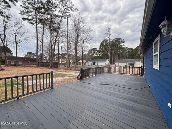 $1,600 | 402 Lancaster Court, Jacksonville, NC 28540