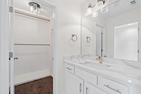 $975,000 | 7236 Natchez Pointe Drive, Nashville, TN 37221