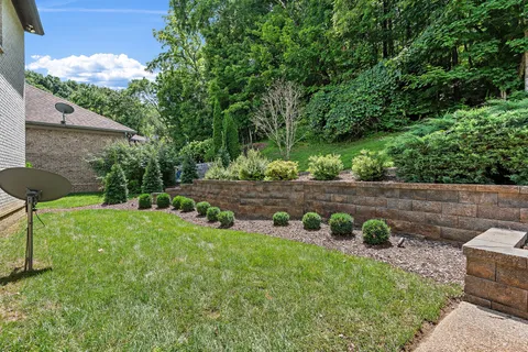 $975,000 | 7236 Natchez Pointe Drive, Nashville, TN 37221