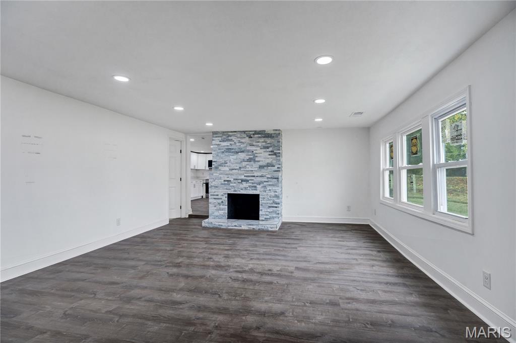 676 Meramec Station Road Valley Park, MO 63088 - Photo 12 of 23