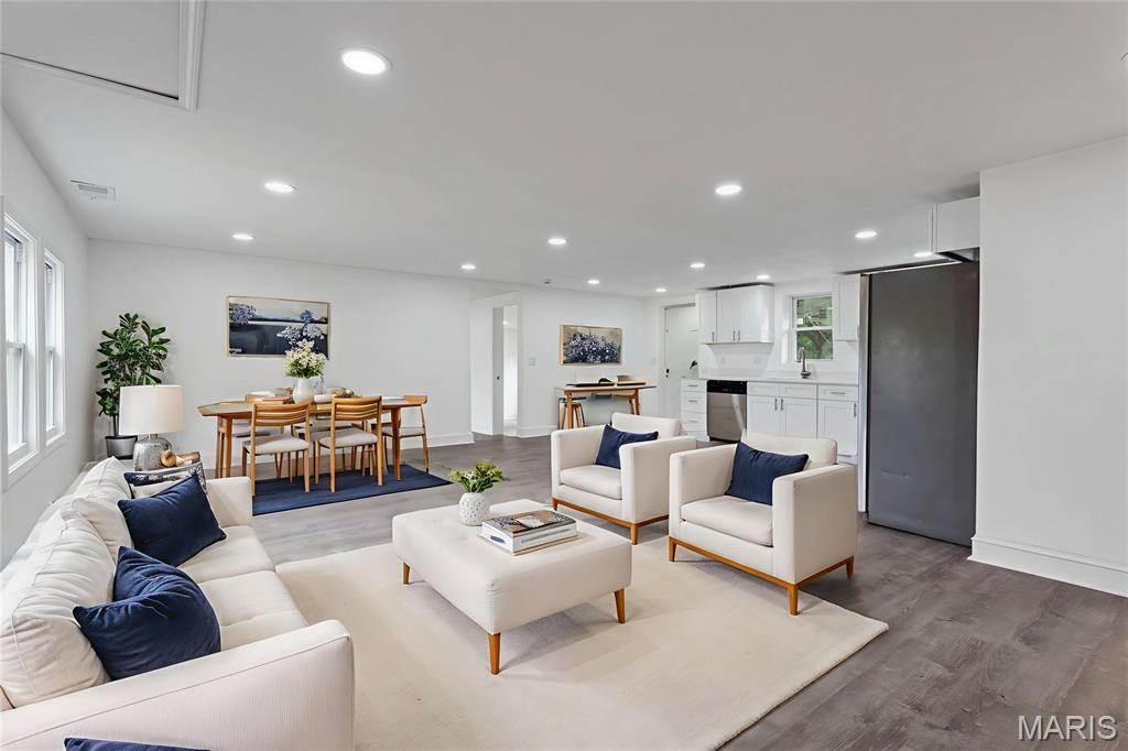 676 Meramec Station Road Valley Park, MO 63088 - Photo 6 of 23