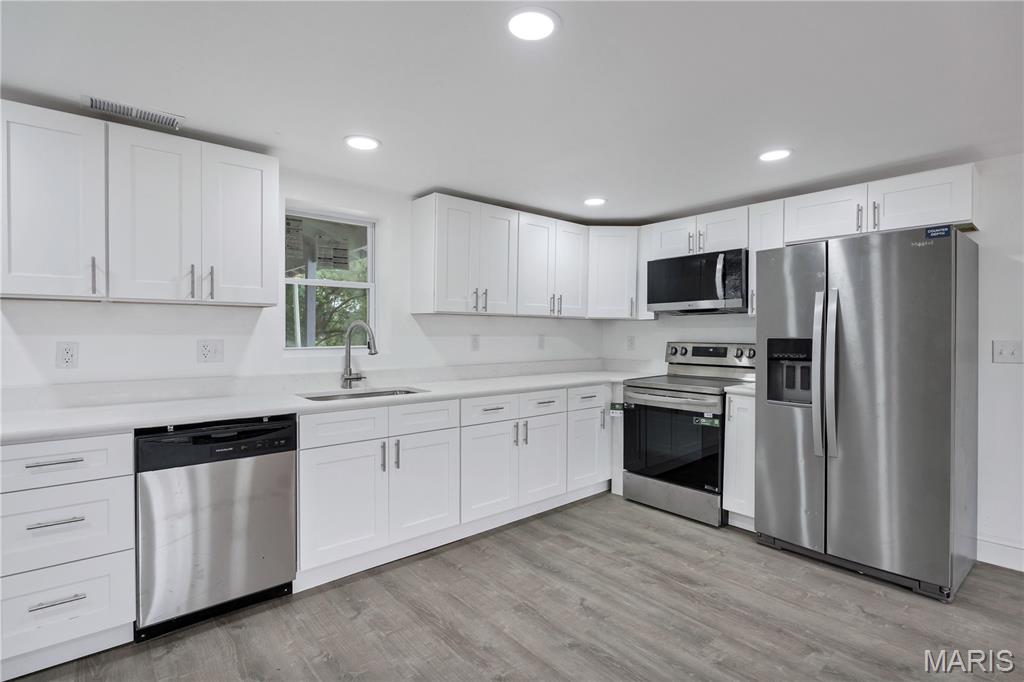 676 Meramec Station Road Valley Park, MO 63088 - Photo 8 of 23