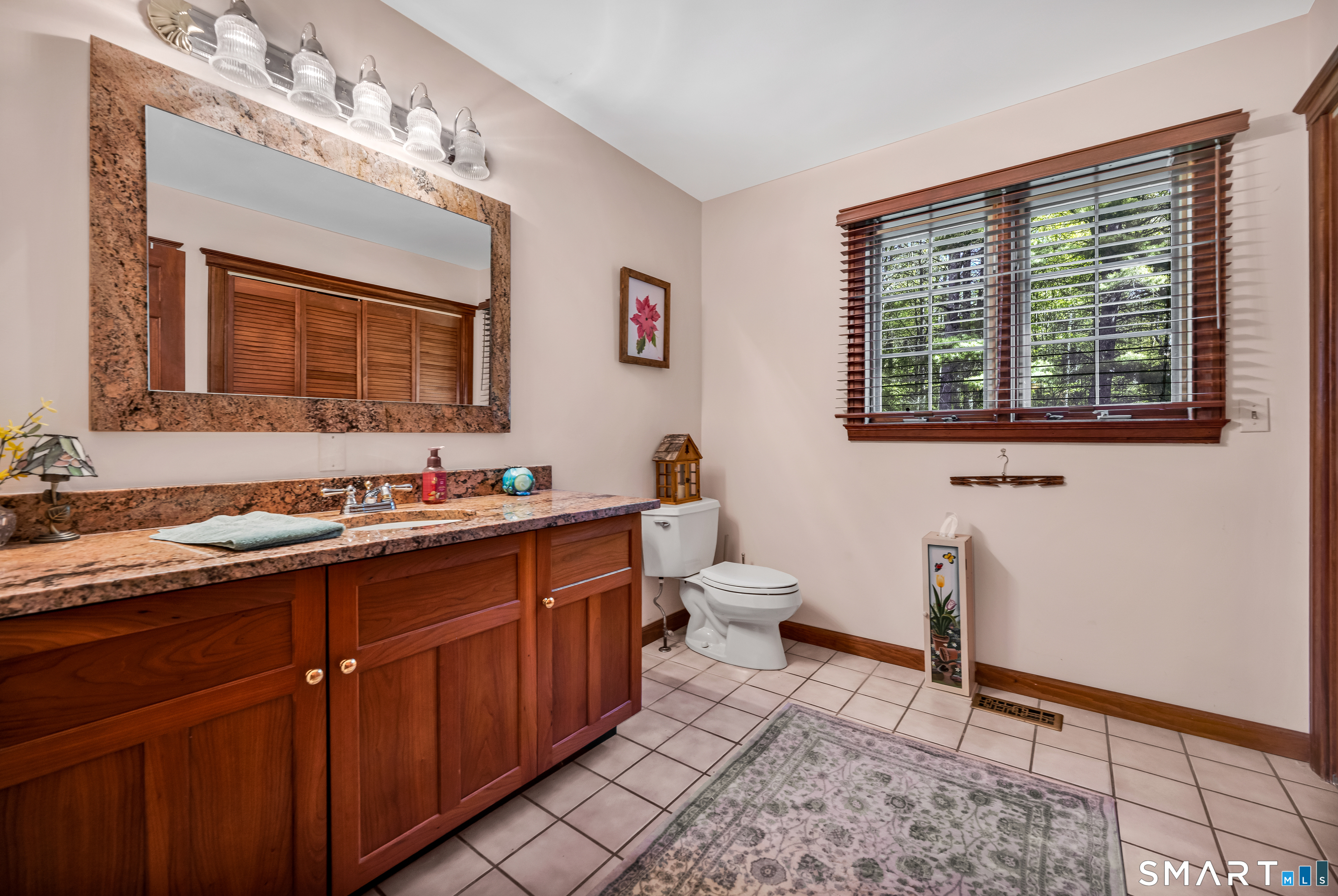 184 Smith Hill Road Winchester, CT 06098 - Photo 12 of 36