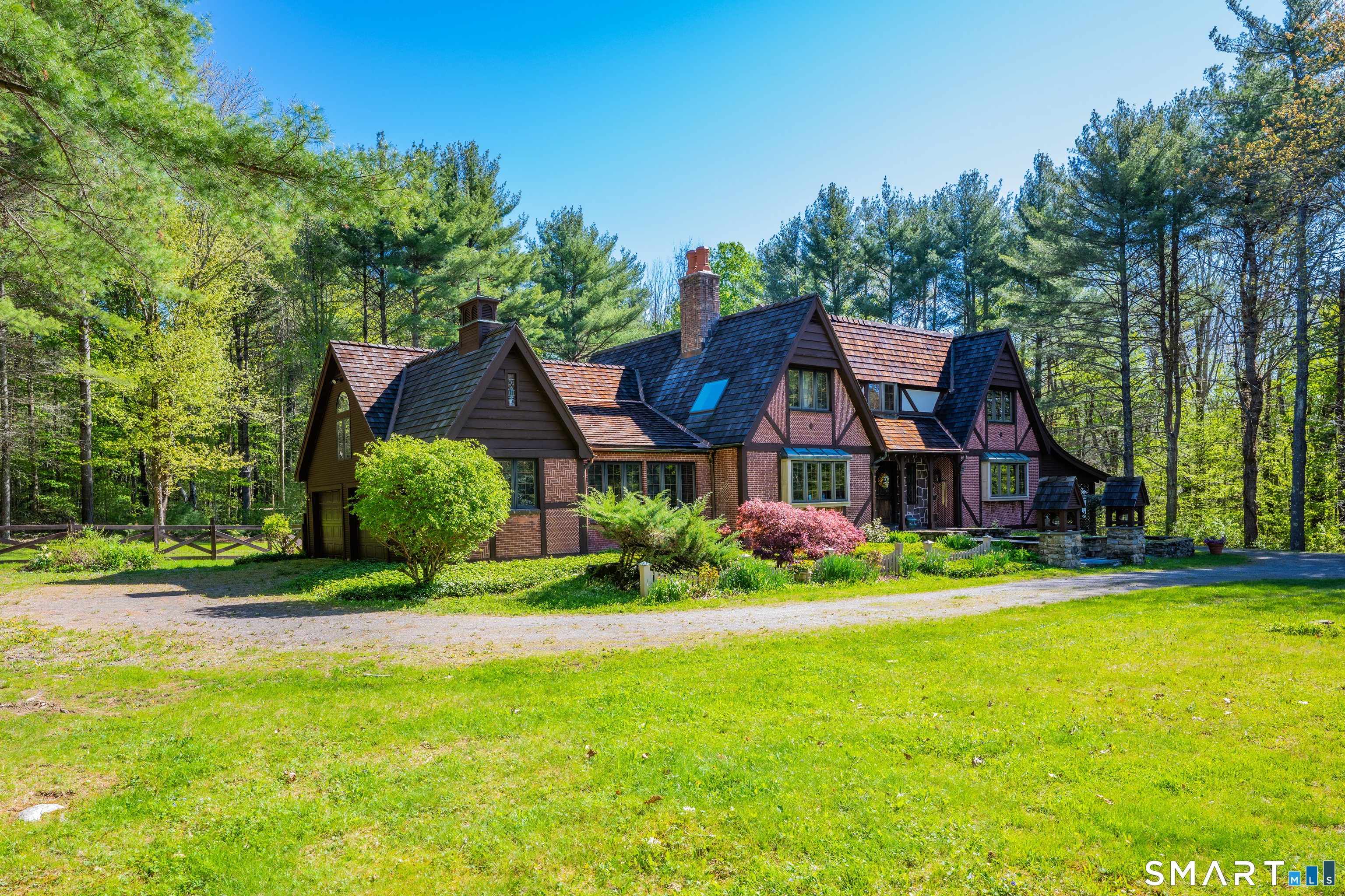 184 Smith Hill Road Winchester, CT 06098 - Photo 4 of 36