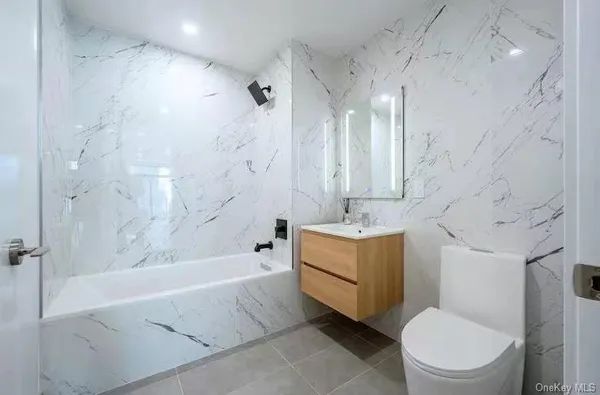 $3,300 | 134-16 35th Avenue, Unit 7E | Flushing