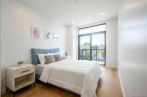 $3,300 | 134-16 35th Avenue, Unit 7E | Flushing
