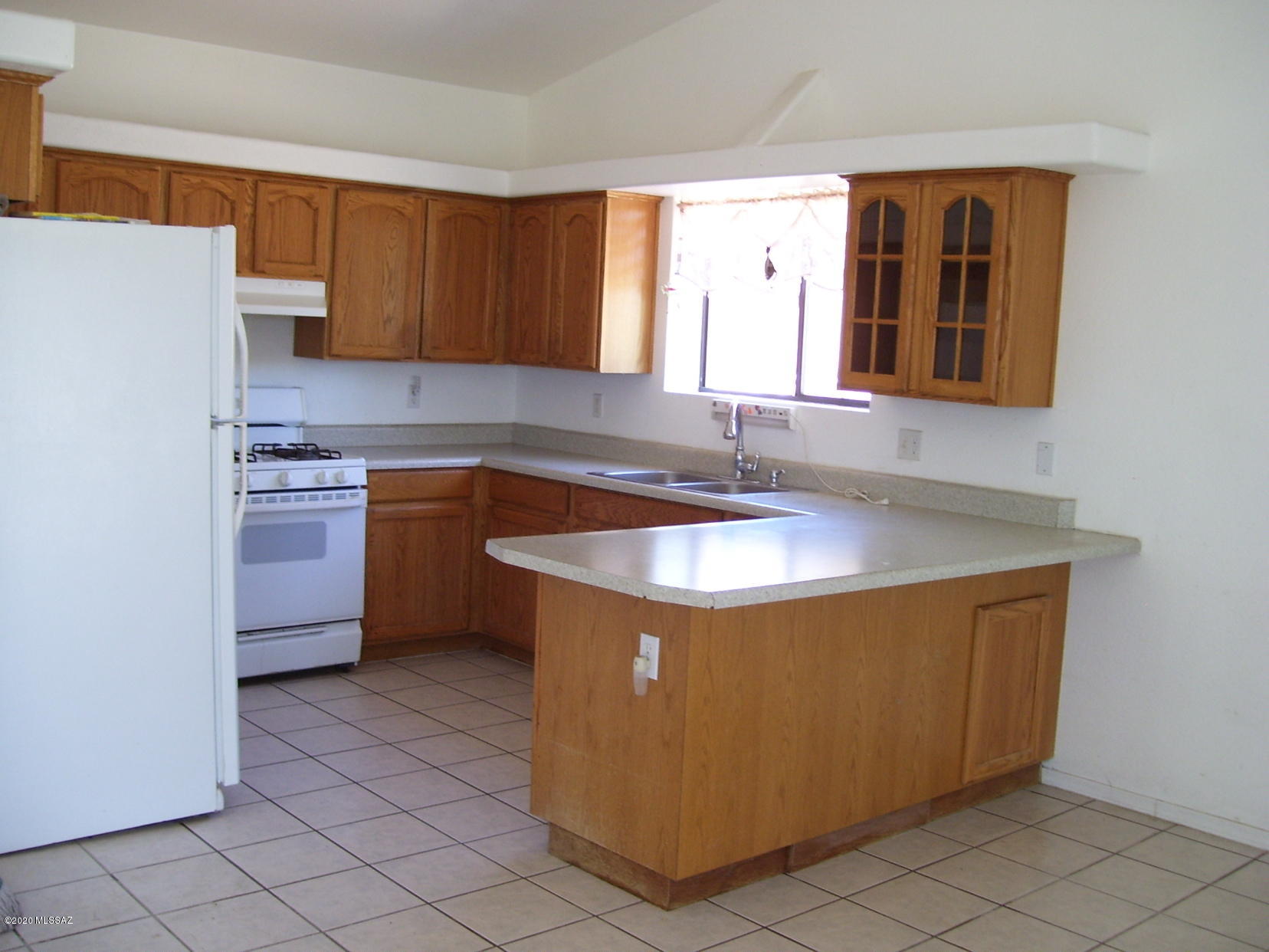 991 Calle Coyote Rio Rico, AZ 85648 - Photo 4 of 26