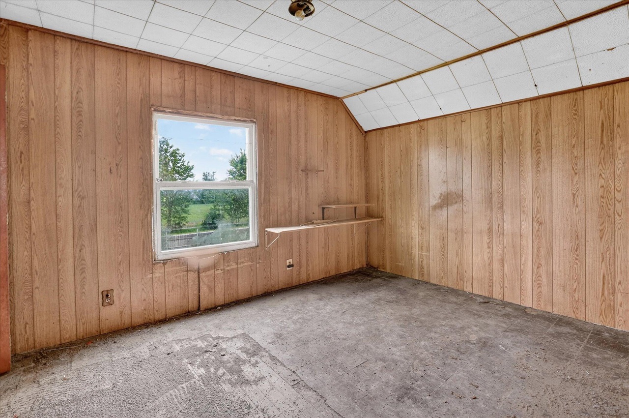 2429 Huron Line Road Cass City, MI 48726 - Photo 10 of 32