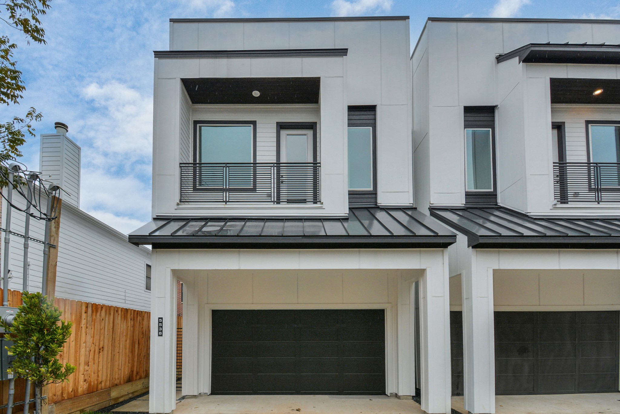 5538 Darling Street Houston, TX 77007 - Photo 2 of 47