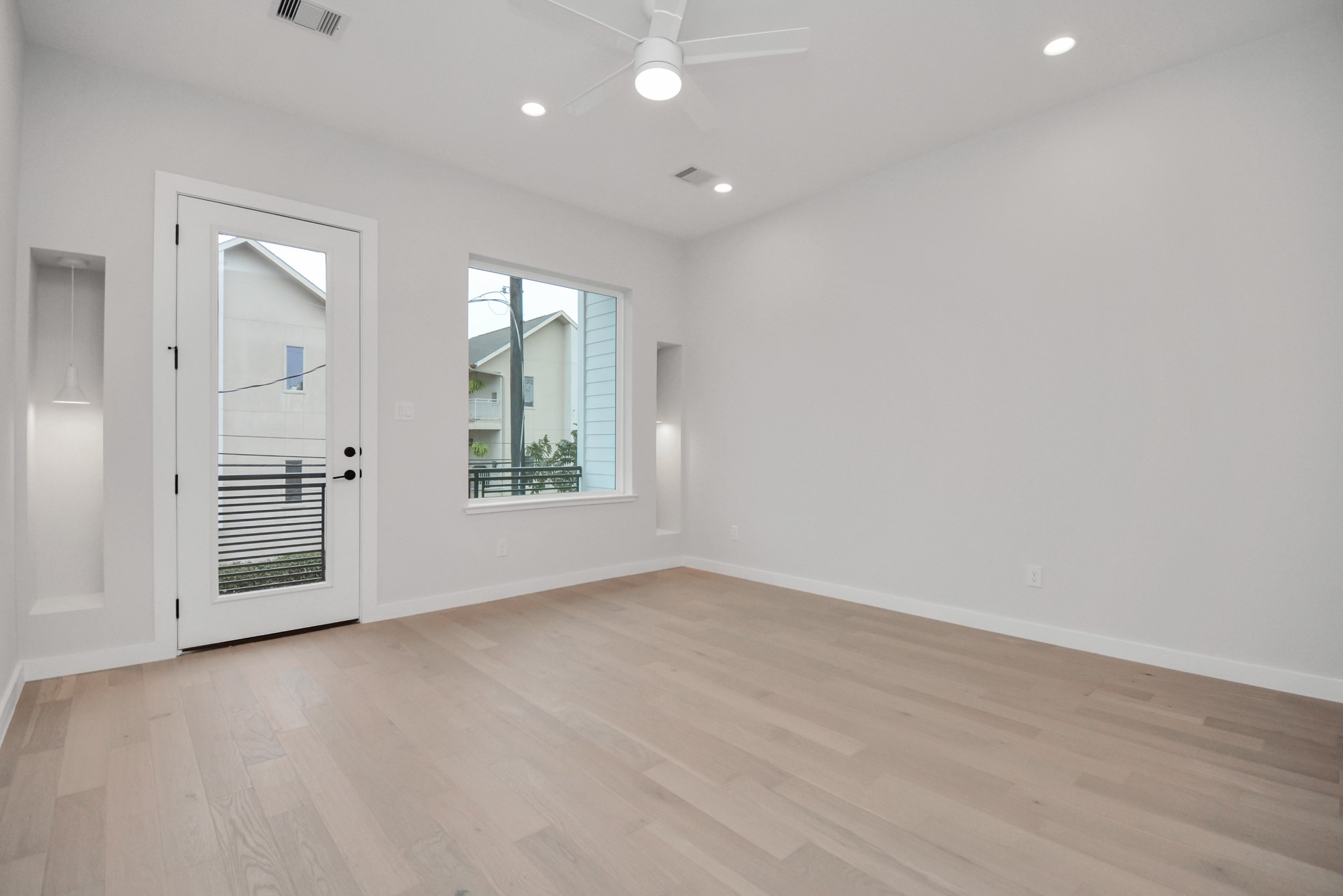 5538 Darling Street Houston, TX 77007 - Photo 21 of 47