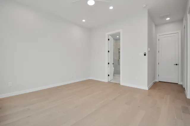 $3,995 | 5538 Darling Street, Houston, TX 77007