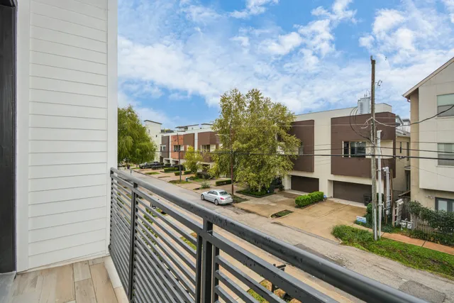 $3,995 | 5538 Darling Street, Houston, TX 77007