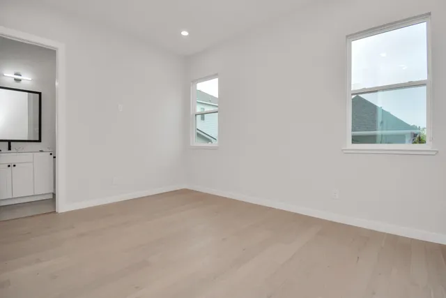 $3,995 | 5538 Darling Street, Houston, TX 77007