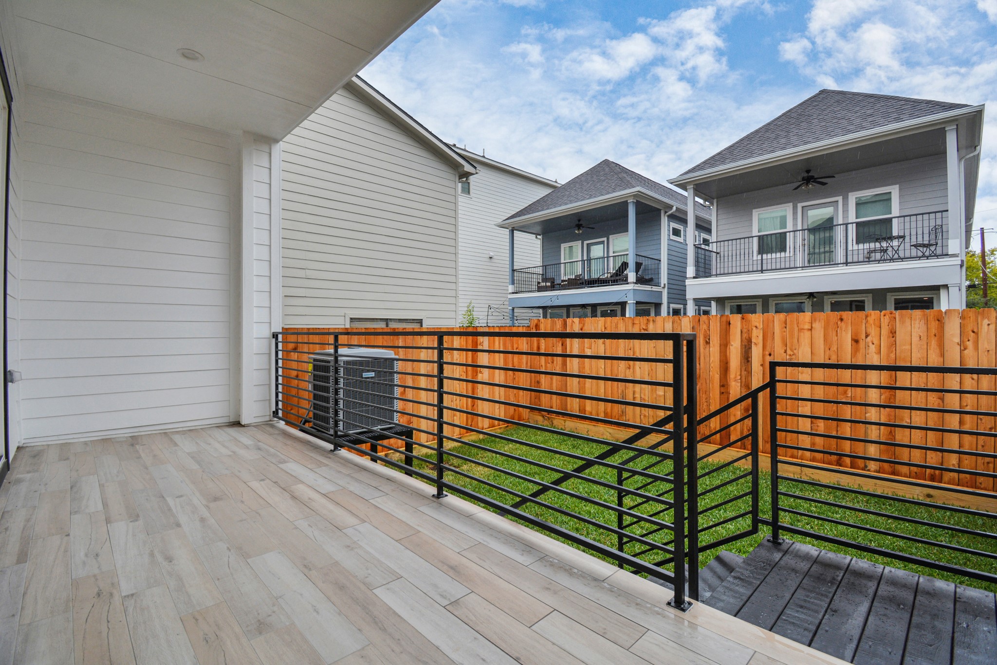 5538 Darling Street Houston, TX 77007 - Photo 43 of 47 Photos are from previous listing the backyard now has turf!