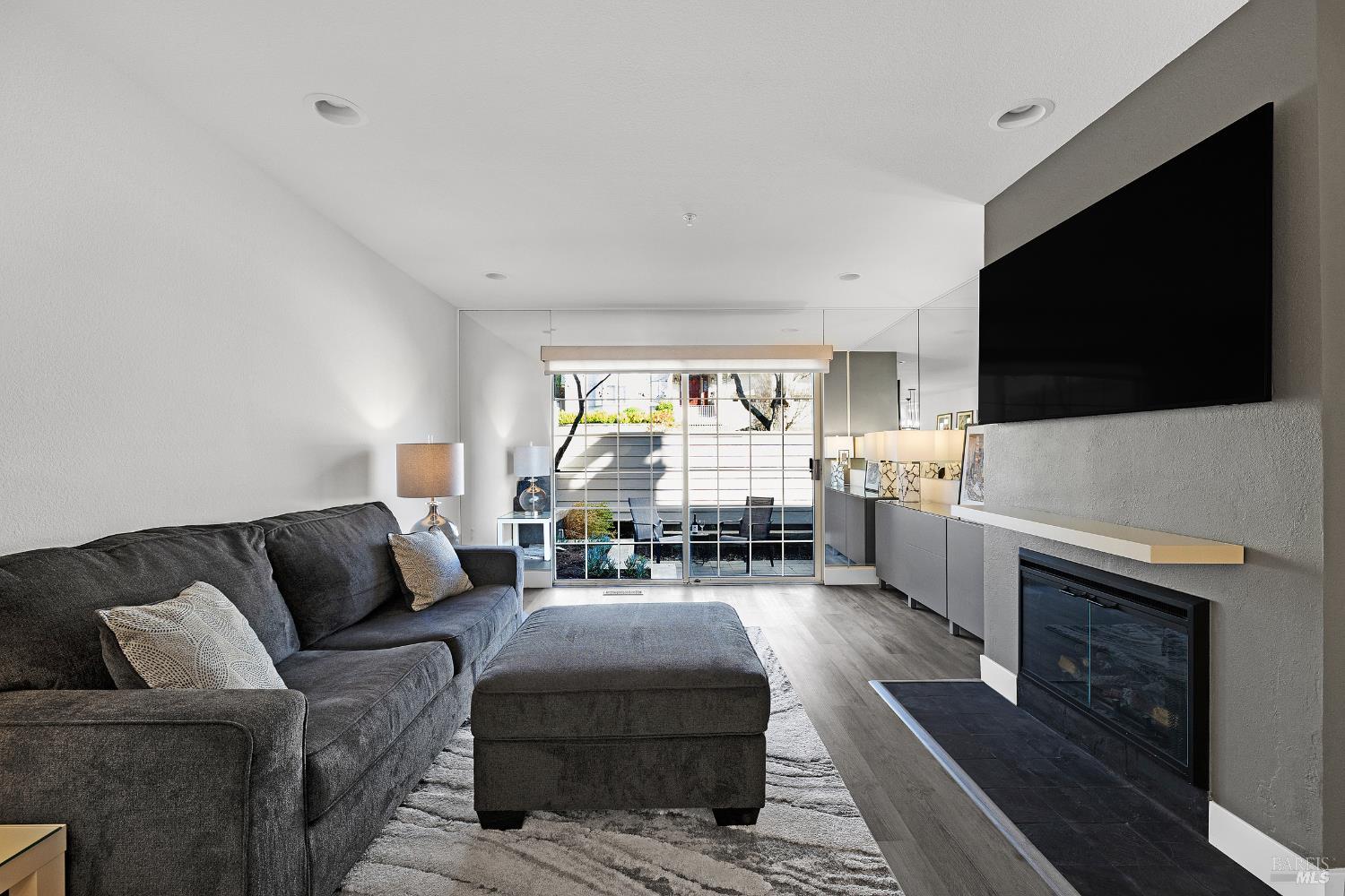 36 Bridle Path Lane Novato, CA 94945 - Photo 10 of 30