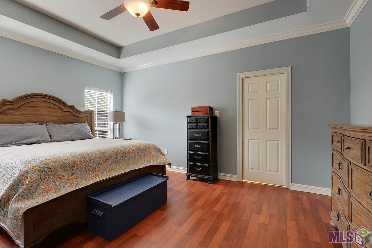 10417 Springcrest Drive Baton Rouge, LA 70810 - Photo 3 of 10